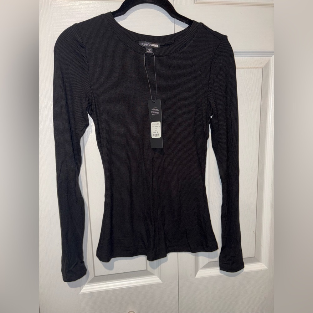 Fashion Nova Classic Black Ribbed Long Sleeve Top